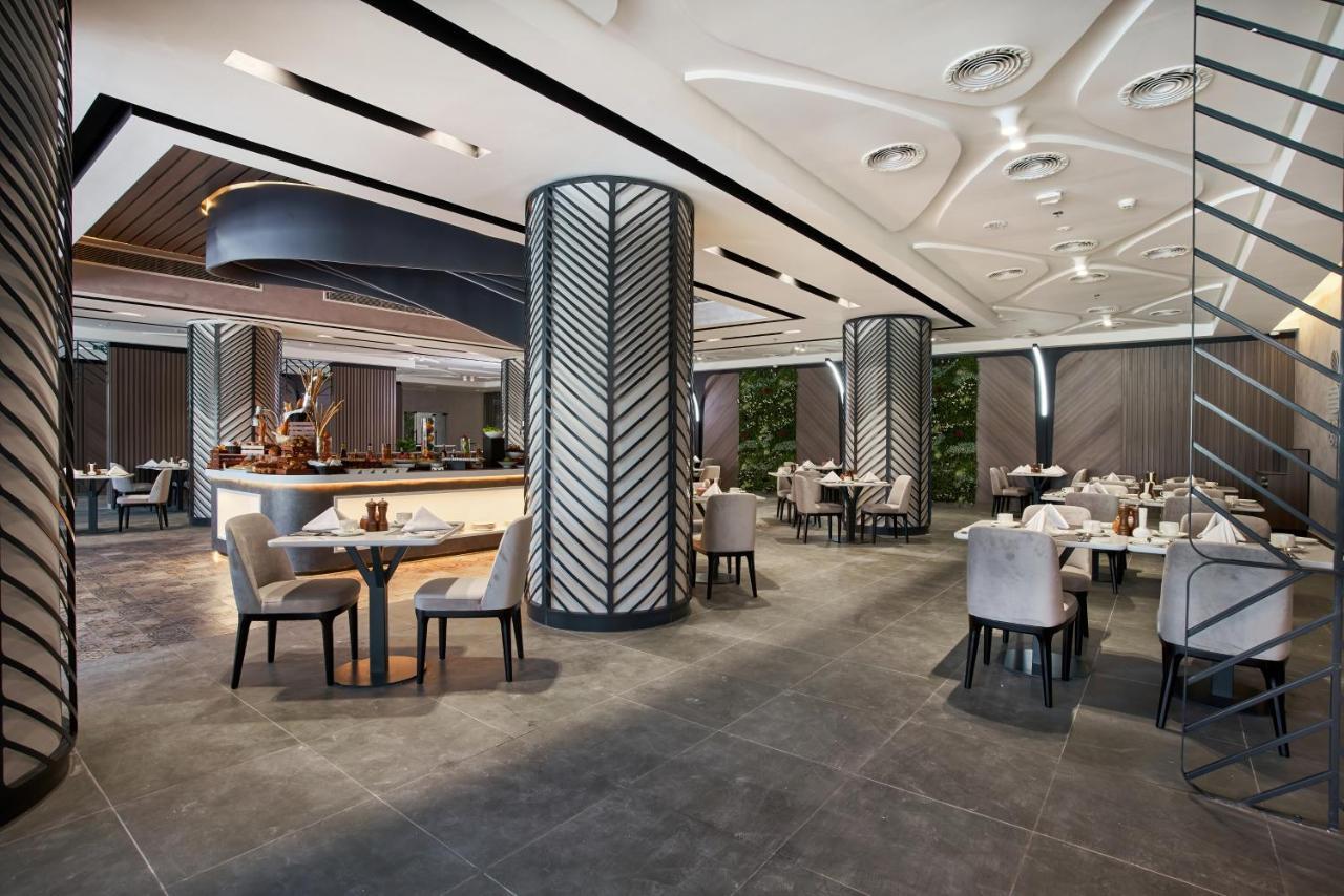 International Hotel 4*