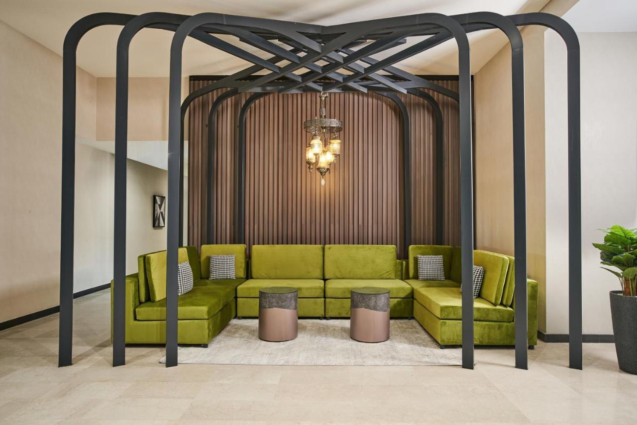 Hotel International