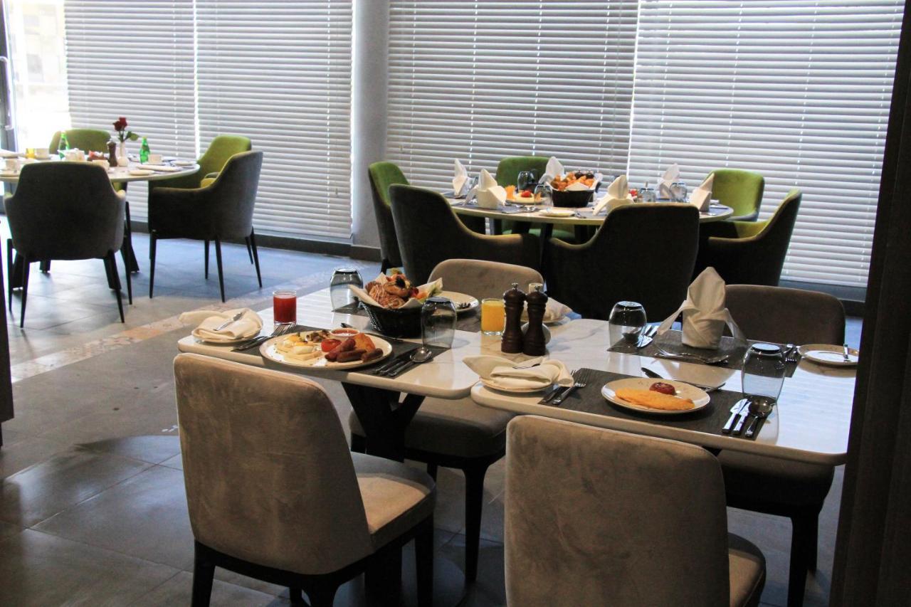 Hotel International 4*